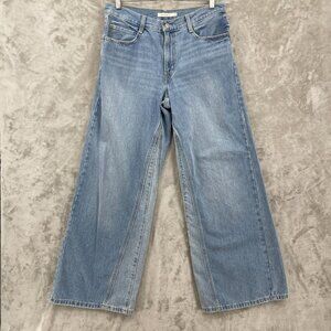 Levis Women's Light Blue Wide-Leg Jeans Size 30